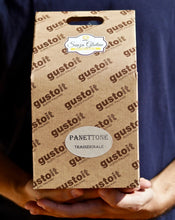 Load image into Gallery viewer, Handmade panettone (traditional or chocolate)